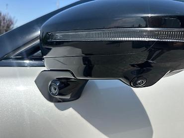 byd e6: Zeekr 001: | 2023 г — 6
