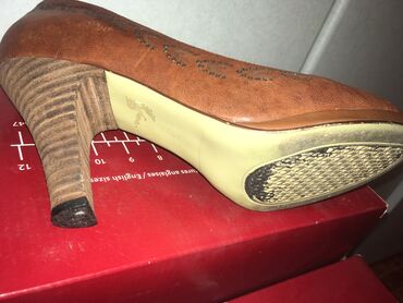 Туфли: Кожаные стильные туфли (Корея) Открытый Носок. Размер на 36,5-37,5 at lalafo.kg — 17 Туфли: Кожаные стильные туфли (Корея) Открытый Носок. Размер на 36,5-37,5 — 17