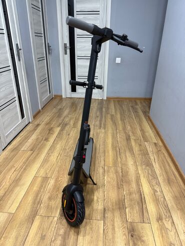 купить трюковой самокат в баку: Б/у Электросамокат 10", 501 - 750 Вт, 26 - 35 км/ч