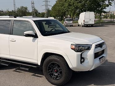 4runner: Toyota 4Runner: 2023 г., 4 л, Автомат, Бензин, Внедорожник — 2