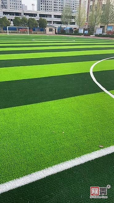 Искусственный газон: Искусственный газон для футбольных полей и детских площадок — 8