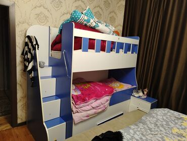 İkimərtəbəli uşaq çarpayıları: Oğlan və qız üçün, İşlənmiş, Çarpayı, Matras ilə, Siyirməli, Laminat