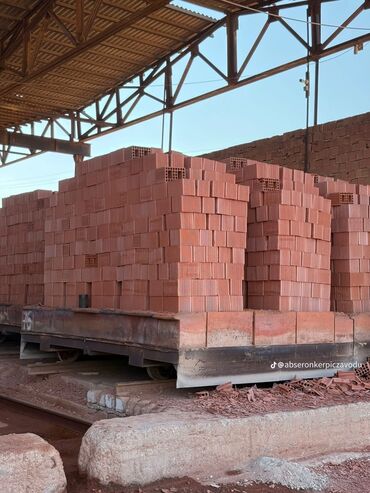 Kərpiclər: Kərpic 16 Qəpikdən başlayan qiymətlərlə!Salam Hörmətli Müşdərilər!! -da lalafo.az — 11 Kərpiclər: Kərpic 16 Qəpikdən başlayan qiymətlərlə!Salam Hörmətli Müşdərilər!! — 11