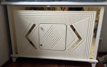 кровать рассрочка: Спальный гарнитур, Б/у, Двуспальная кровать, цвет - Белый