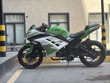 мото сузуки: Спортбайк Kawasaki, 250 куб. см, Бензин, Чоңдор үчүн, Колдонулган