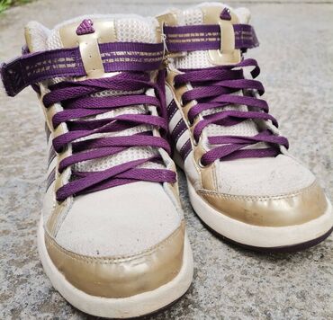 Women's Sneakers and athletic shoes: 37.5 — 6