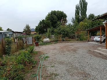 Продажа коттеджей и домов: Дом с участком - Одноэтажный дом с крытой верандой и металлической — 1