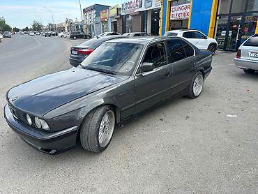 BMW: BMW 5 series: 2 l | 1990 il Sedan — 11