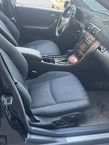 часы мерседес: Mercedes-Benz C-Class: 2003 г., 2.2 л, Автомат, Дизель, Универсал — 8