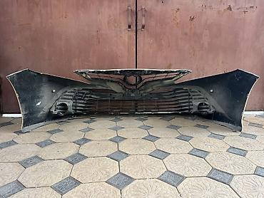 Бампер и комплектующие: Бампер Toyota, Б/у, Аналог — 6