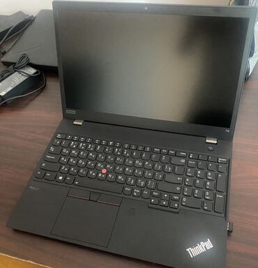 Настольные ПК и рабочие станции: Lenovo ThinkPad T15 noutbuku Xüsusiyyətlər və dizayn: - Seriya