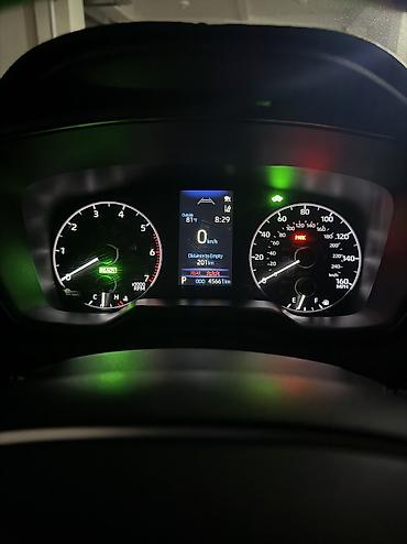 арзан машина сатып алам: Toyota Corolla: 2023 г., 1.8 л, Автомат, Гибрид, Седан — 7