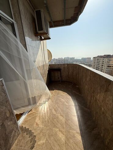 Sifarişlə qonaq dəstləri: Satılır: mənzilin geniş zalı və dəhlizi üçün nəzərdə tutulmuş daxili — 42