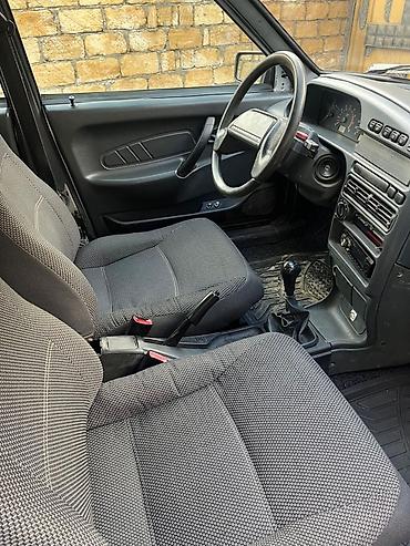 VAZ (LADA): Lada Samara sedan, gümüşü rəng. - Kuzov: 4 qapı, ön və arxa bamperlər — 6