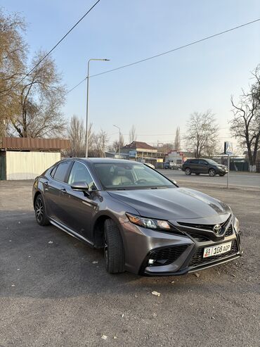 Toyota: Toyota Camry: 2021 г., 2.5 л, Автомат, Бензин, Седан