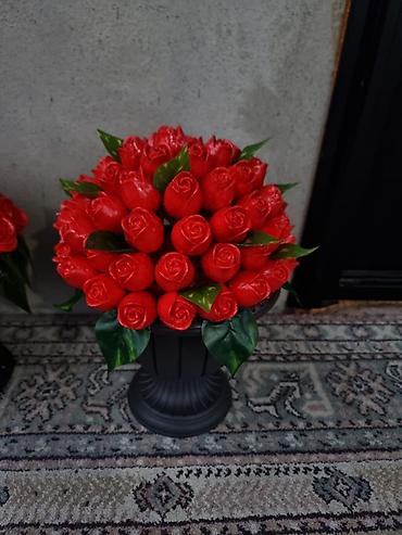 Süni güllər: Məzar yanı Daş güllər (dibçəkdə) Çatdırılma mövcuddur  — 11