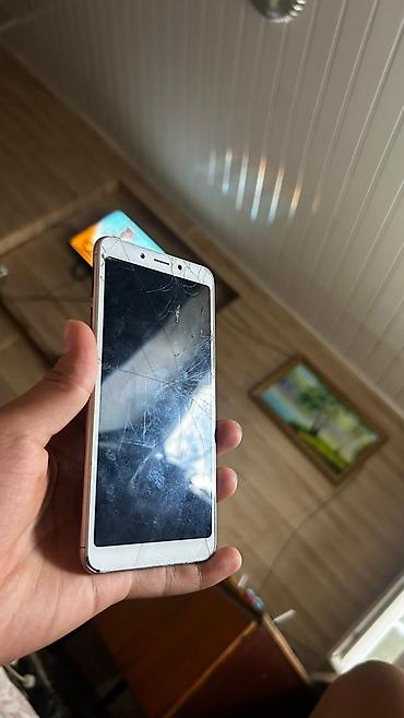 apple 6s: Redmi, Redmi 6A, Б/у, 16 ГБ, цвет - Бежевый, 1 SIM — 2