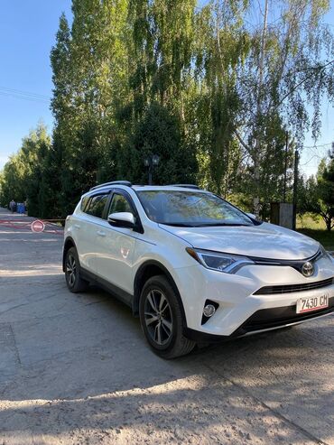срочна сатылат машина: Toyota RAV4: 2018 г., 2.5 л, Автоматические, Бензин, Кроссовер