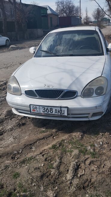 Daewoo: Daewoo Nubira: 2000 г., 1.6 л, Автомат, Бензин, Седан