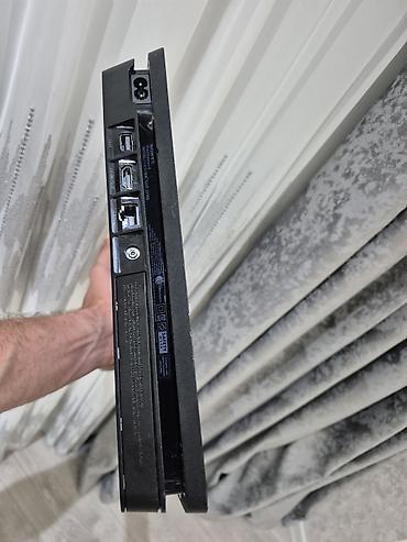 call of duty black ops 2 ps4: Sony PlayStation 4 Slim (PS4) oyun konsolu seti Daxilə daxil olanlar — 5