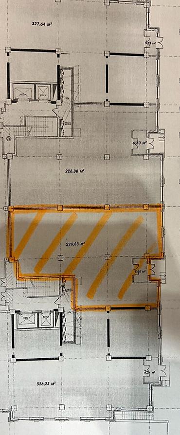Аренда помещений свободного назначения: Сдаётся коммерческое помещение $4.000 + депозит 18$ за м2 Адрес — 3