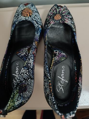 Salonke: Salonke, Stefano, 37 — 8