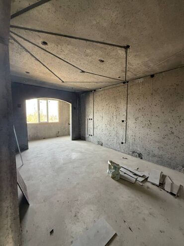 сдаю квартиру 5 микрорайон: 1 комната, 45 м², 107 серия, 5 этаж, ПСО (под самоотделку)