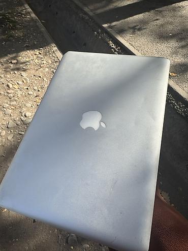 бесплатный компьютер: MacBook Pro 4/128 Операционная система Виндоус Аккумулятор держит час — 2