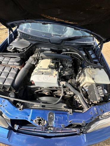 Mercedes-Benz: Mercedes-Benz C-Class: 2 l | 2000 il Universal — 18