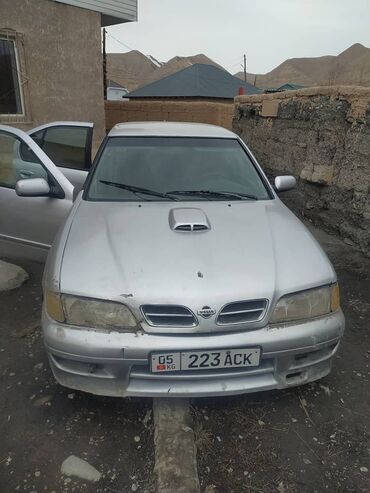 транспорт машина: Nissan Primera: 1998 г., 2 л, Механика, Бензин, Хетчбек