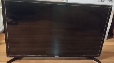 samsung televizor qiymeti: Б/у Телевизор Samsung LCD 82" Платная доставка