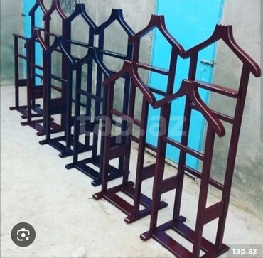 Asılqanlar: Bu, paltarların səliqəli saxlanması üçün nəzərdə tutulmuş taxta -da lalafo.az — 8 Asılqanlar: Bu, paltarların səliqəli saxlanması üçün nəzərdə tutulmuş taxta — 8