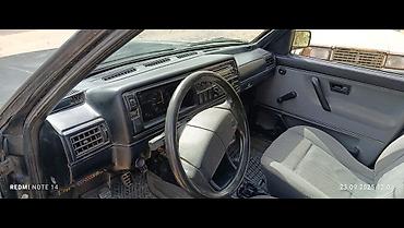 Volkswagen: Volkswagen Golf: 1990 г., Механика, Бензин, Хэтчбэк — 8