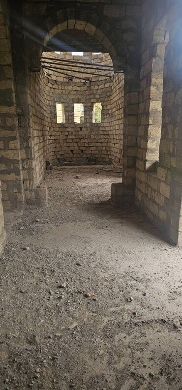 Həyət evləri və villaların satışı: Bakıxanov qəs. 6 otaqlı, 1000 kv. m, Təmirsiz -da lalafo.az — 7 Həyət evləri və villaların satışı: Bakıxanov qəs. 6 otaqlı, 1000 kv. m, Təmirsiz — 7