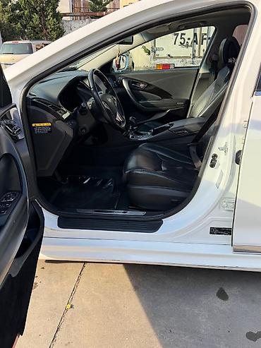 hyundai elantra amerikanka: Hyundai Grandeur: 2.2 l | 2016 il Sedan — 7
