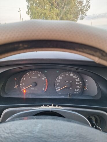 минивэн тойота 7 мест левый руль цена: Toyota Camry: 1992 г., 2.2 л, Механика, Бензин, Седан