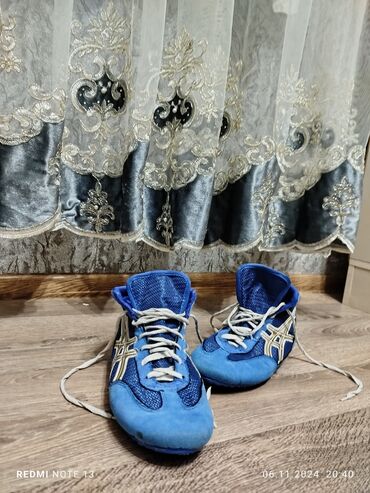 butun markalar: Butslar Asics, Ölçü: 39, Yeni