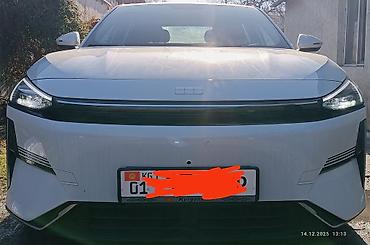 geely galaxy m9: Geely : 2025 г., 1.5 л, Автомат, Гибрид, Седан — 4