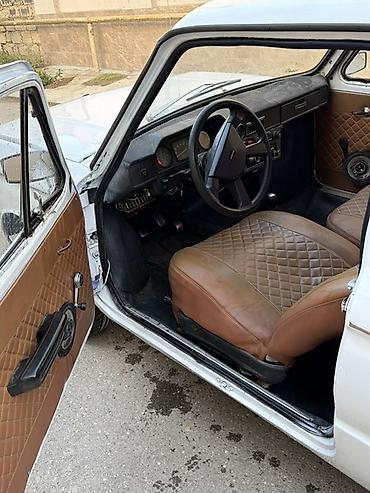 raf masin: Klassik sovet avtomobili – ZAZ Zaporojets (ZAZ-968A seriyasına — 8