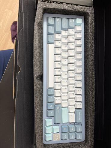 цены ноутбуков в бишкеке: YUNZI AL 71 Клавиатура игровая,алюминиевая с подсветкой и отличнейшим