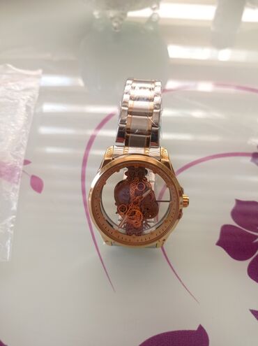 gün eynekleri: Skelet dizaynlı mexaniki qol saatı - Şəffaf (skeleton) ön və arxa