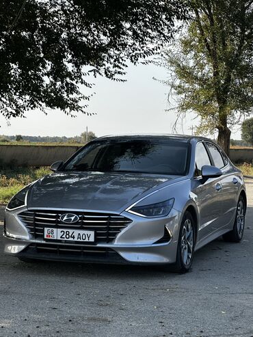 машина лонос: Hyundai Sonata: 2019 г., 2 л, Автомат, Бензин, Седан