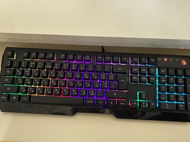 bloody: Klaviatura A4 Tech Bloody Q135. Əlavə 4 tuş (oyun oynayanlar üçün)