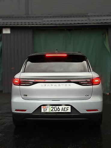 Lixiang: Lixiang : 2024 г., Автомат, Электромобиль, Кроссовер — 3