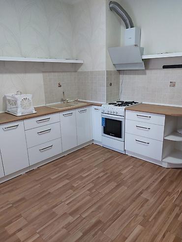 Квартиры: 2 комнаты, 73 м², 7 мкр Элитка, 2 этаж, Старый ремонт — 3