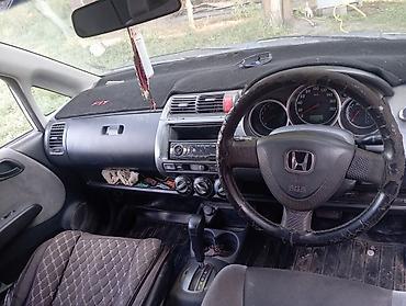 mini coper: Honda Fit: 2002 г., 1.3 л, Автомат, Бензин, Хэтчбэк — 7