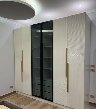 Шкафы-купе: Шкаф купе, С зеркалом — 6