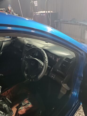 продажа авто в бишкеке и по всему кыргызстану: Honda Civic: 2003 г., 1.7 л, Вариатор, Бензин, Хэтчбэк