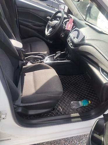 Chevrolet Onix: 2019 г., 1 л, Автомат, Бензин, Седан — 8