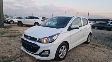 Chevrolet: Chevrolet Spark: 2019 г., 1 л, Вариатор, Бензин, Хэтчбэк — 26